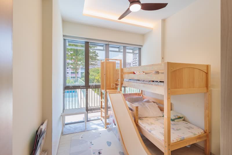 Seastrand Condominium For Sale at S$ 1,398,000 | PropertyGuru Singapore - Bedroom