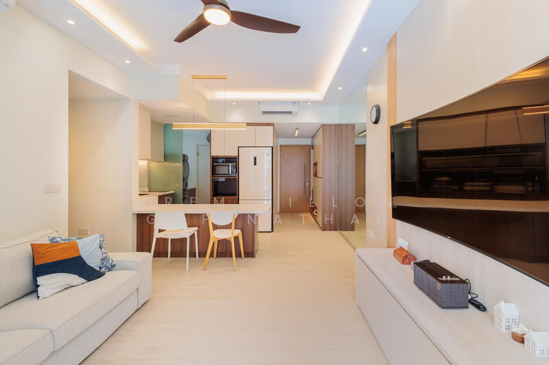 Seastrand Condominium For Sale at S$ 1,398,000 | PropertyGuru Singapore - Living Room