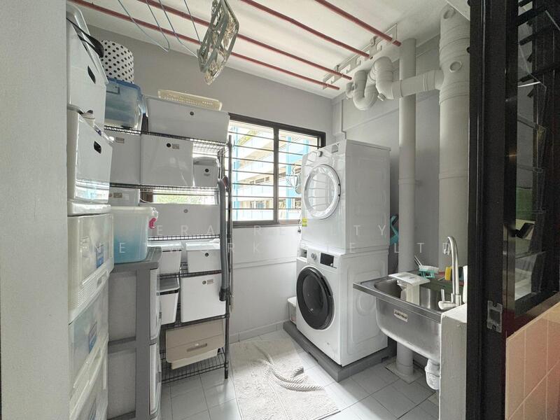 28 Cassia Crescent HDB Flat For Sale at S$ 1,190,000 | PropertyGuru Singapore - Interior