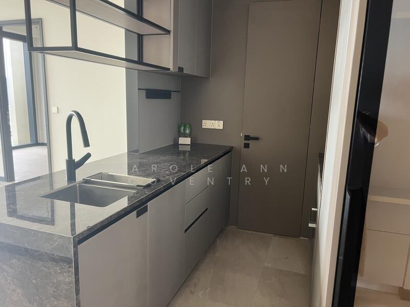 Perfect Ten, 323 Bukit Timah Road, 2 Bedrooms, 753 sqft, Condominium For Rent, by Carole Ann Coventry, 500054707 - Kitchen - PropertyGuru.com.sg