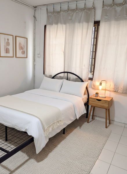 976 Jurong West Street 93 HDB Flat For Sale at S$ 650,000 | PropertyGuru Singapore - Bedroom