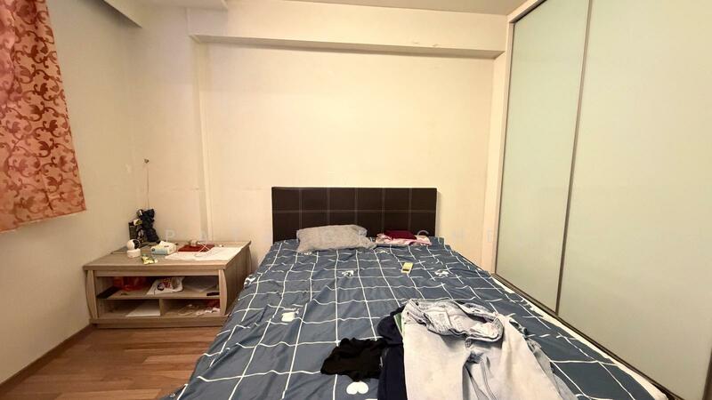 30 New Upper Changi Road HDB Flat For Sale at S$ 385,000 | PropertyGuru Singapore - Bedroom