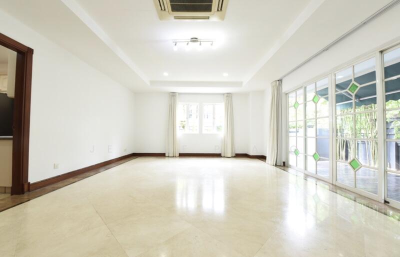 Gentle Villas, Gentle Drive, 5 Bedrooms, 7,382 sqft, Detached House For Rent, by Jeanne Phang, 500054743 - PropertyGuru.com.sg