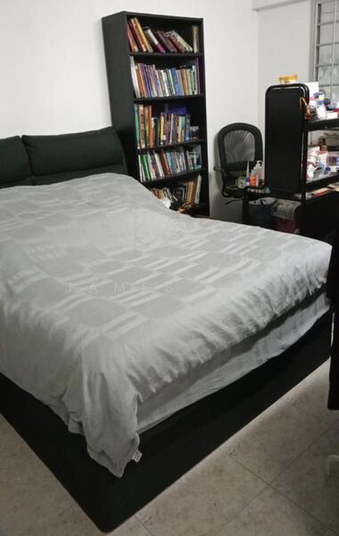 237 Bukit Batok East Avenue 5 HDB Flat For Sale at S$ 428,000 | PropertyGuru Singapore - Bedroom