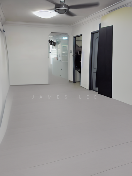 237 Bukit Batok East Avenue 5 HDB Flat For Sale at S$ 428,000 | PropertyGuru Singapore - Living Room