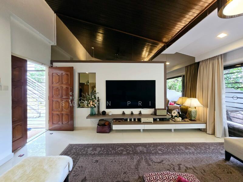 CLEMENTI PARK UTTERLY PRIVATE DESIGNER DECOR Condominium For Sale at S$ 3,300,000 | PropertyGuru Singapore - Living Room