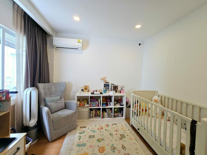 CLEMENTI PARK UTTERLY PRIVATE DESIGNER DECOR Condominium For Sale at S$ 3,300,000 | PropertyGuru Singapore