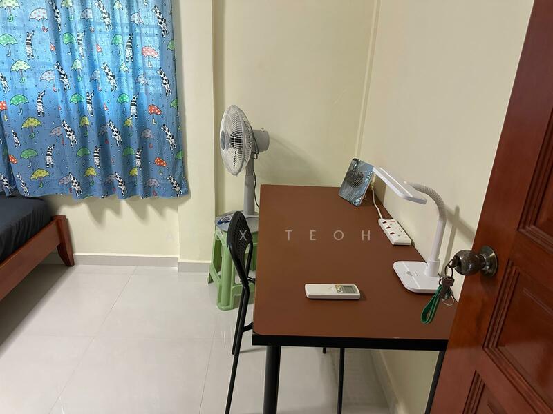 729 Clementi West Street 2, 729 Clementi West Street 2, Room Rental, 100 sqft, HDB Flat For Rent, by Alex Teoh, 500054767 - Bedroom - PropertyGuru.com.sg
