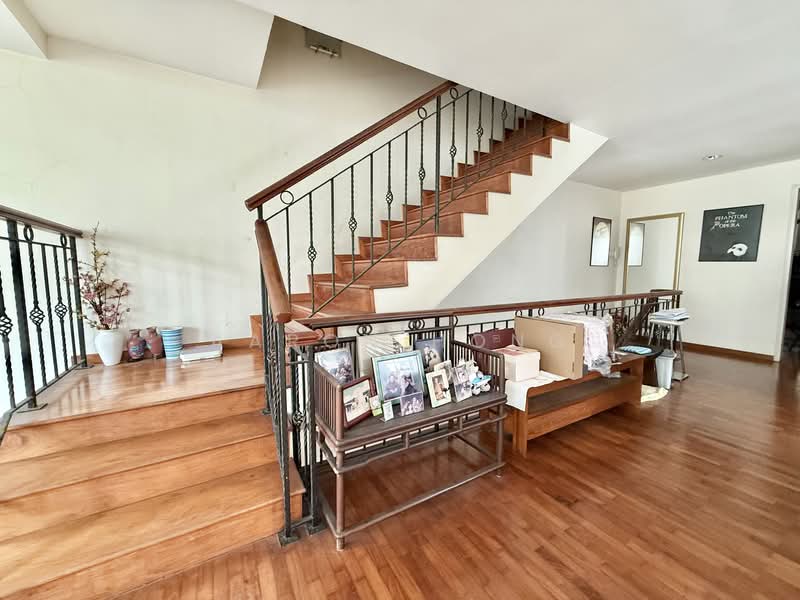 Sennett Vincinity, , 7 Bedrooms, 4,000 sqft, Corner Terrace For Sale, by Aaron Hong, 500054793 - Interior - PropertyGuru.com.sg