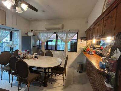 For Sale - White House Park GCB 1km SCGS ☎️ 8321.8433