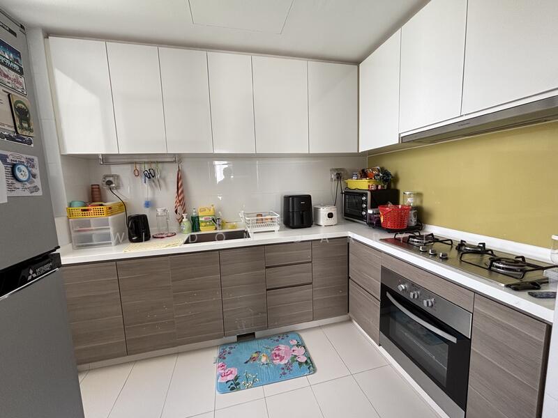 My Manhattan Condominium For Sale at S$ 1,488,000 | PropertyGuru Singapore - Kitchen