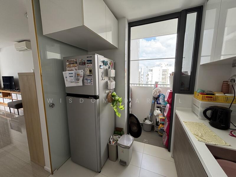 My Manhattan Condominium For Sale at S$ 1,488,000 | PropertyGuru Singapore - Kitchen