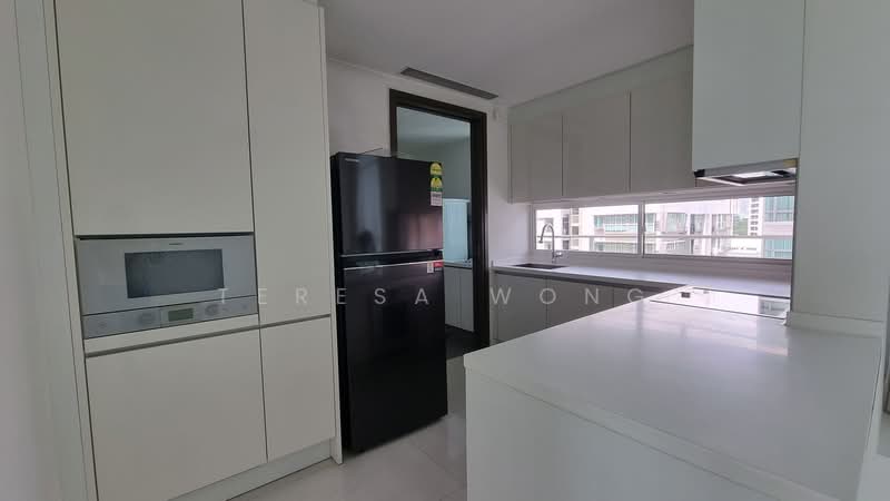 Nathan Suites Condominium For Sale at S$ 4,200,000 | PropertyGuru Singapore - Kitchen