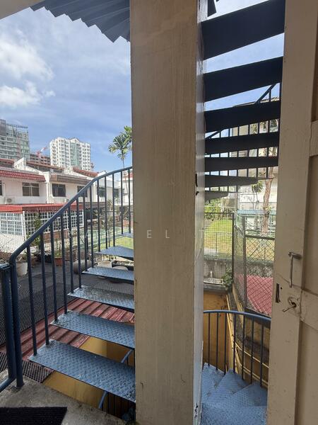 Tanjong Katong Road Beng Tong Mansion Walk-up Apartment For Sale at S$ 1,850,000 | PropertyGuru Singapore - Escape staircase at the back