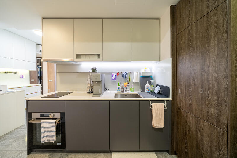 The M Condominium For Sale at S$ 1,999,999 | PropertyGuru Singapore - Kitchen