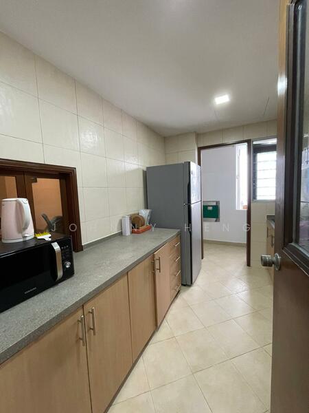 Calarasi, 31 Kim Keat Lane, Room Rental, 125 sqft, Apartment For Rent, by Johnny Heng, 500054868 - Kitchen - PropertyGuru.com.sg