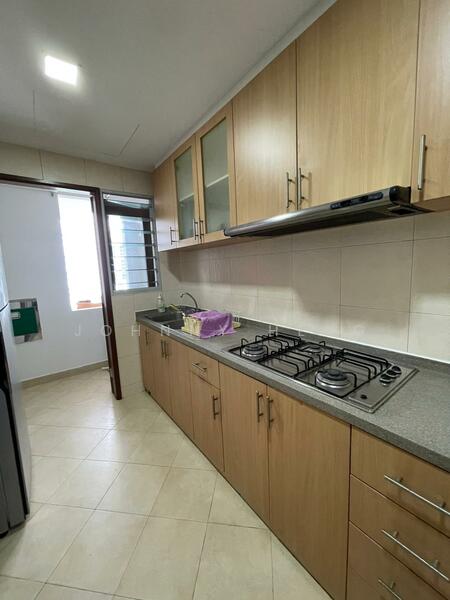 Calarasi, 31 Kim Keat Lane, Room Rental, 125 sqft, Apartment For Rent, by Johnny Heng, 500054868 - Kitchen - PropertyGuru.com.sg
