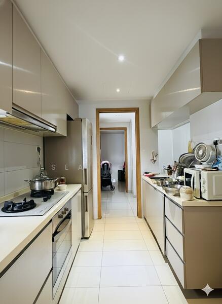 Prive Executive Condominium For Sale at S$ 1,968,000 | PropertyGuru Singapore - Kitchen