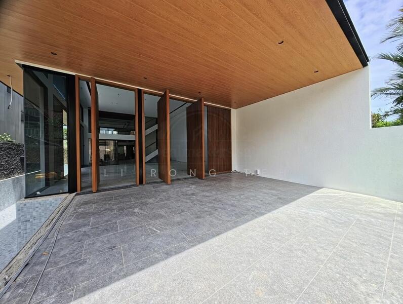 ❤️ MODERN LUXURY! HOLLAND GROVE BRAND NEW SEMI D! Semi-Detached House For Sale at S$ 14,880,000 | PropertyGuru Singapore - Entrance