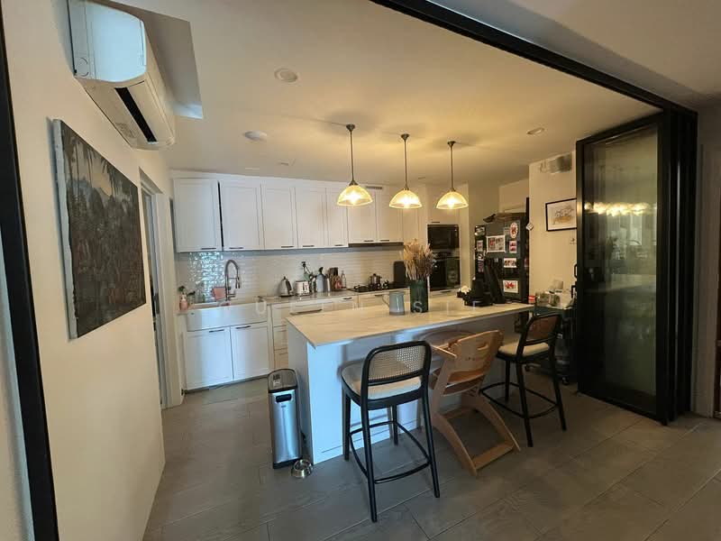 Aspen Heights, 261 River Valley Road, 4 Bedrooms, 1,583 sqft, Condominium For Rent, by Queen Sie, 500054902 - Kitchen - PropertyGuru.com.sg