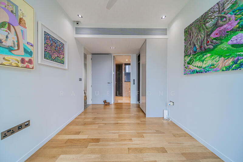 Riviere Condominium For Sale at S$ 3,400,000 | PropertyGuru Singapore - Master Bedroom