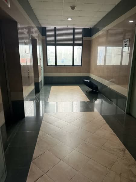 Toh Guan Centre, 21 Toh Guan Road East, 3,122 sqft, Factory / Workshop (B2) For Sale, by Karen Yuen, 500054945 - Corridor - CommercialGuru.com.sg