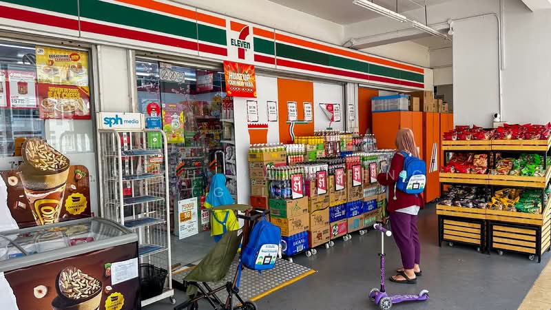 245 Pasir Ris Street 21 HDB Flat For Sale at S$ 1,050,000 | PropertyGuru Singapore - 7-11 downstairs