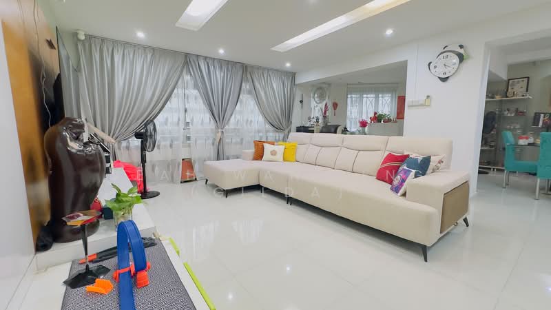 245 Pasir Ris Street 21, 245 Pasir Ris Street 21, 3 Bedrooms, 1,593 sqft, HDB Flat For Sale, by Seah Wan Peng (Gilda), 500054958 - Living Room - PropertyGuru.com.sg