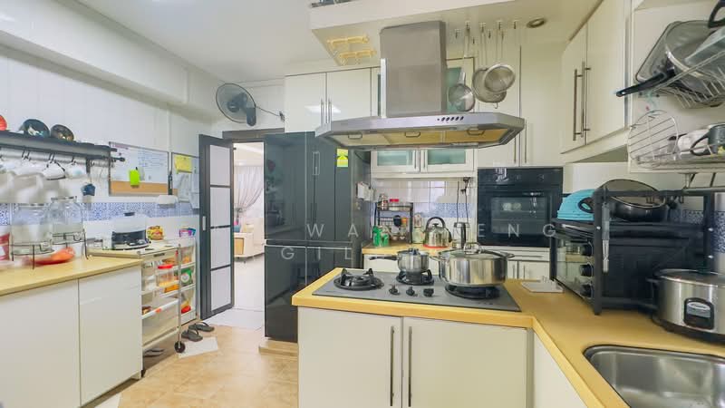 245 Pasir Ris Street 21, 245 Pasir Ris Street 21, 3 Bedrooms, 1,593 sqft, HDB Flat For Sale, by Seah Wan Peng (Gilda), 500054958 - Kitchen - PropertyGuru.com.sg