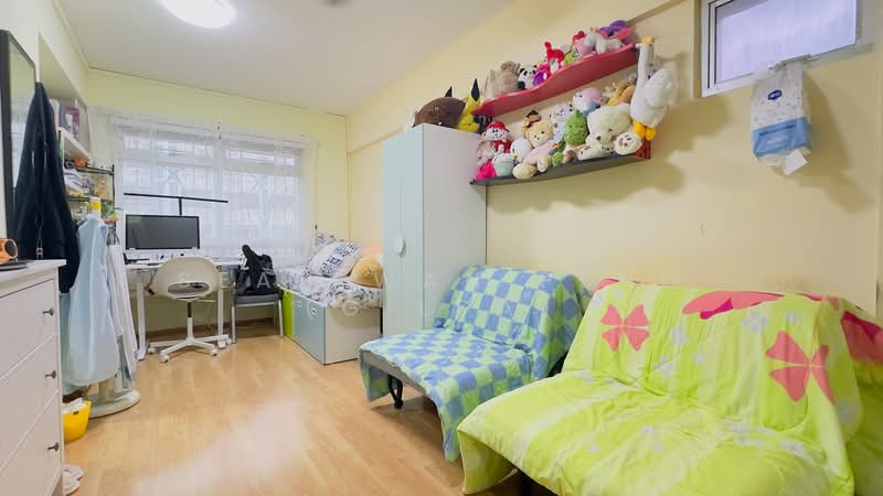 245 Pasir Ris Street 21, 245 Pasir Ris Street 21, 3 Bedrooms, 1,593 sqft, HDB Flat For Sale, by Seah Wan Peng (Gilda), 500054958 - Bedroom 2 - PropertyGuru.com.sg