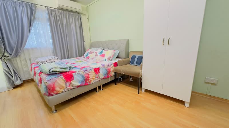 245 Pasir Ris Street 21, 245 Pasir Ris Street 21, 3 Bedrooms, 1,593 sqft, HDB Flat For Sale, by Seah Wan Peng (Gilda), 500054958 - Master Bedroom - PropertyGuru.com.sg
