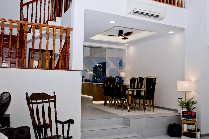 Loyang Villas, Loyang Rise, 3 Bedrooms, 1,615 sqft, Terraced House For Rent, by SALIHIN RAHIM, 500054963 - Living Room - PropertyGuru.com.sg