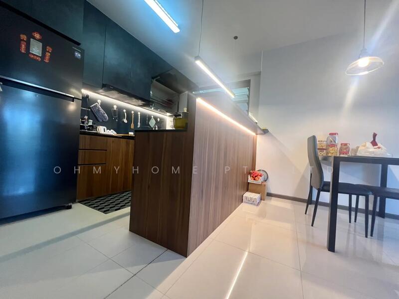 96 Dawson Road HDB Flat For Sale at S$ 1,080,000 | PropertyGuru Singapore - Kitchen