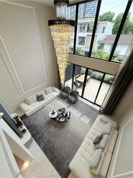 109 Shrewsberry Road Corner Terrace For Sale at S$ 7,888,000 | PropertyGuru Singapore - Living Room