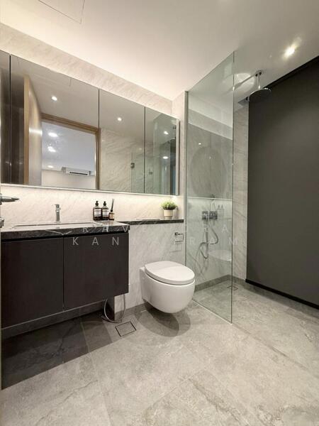 109 Shrewsberry Road Corner Terrace For Sale at S$ 7,888,000 | PropertyGuru Singapore - Bathroom