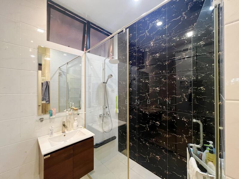 The Summit, 453 Upper East Coast Road, 3 Bedrooms, 1,528 sqft, Condominium For Rent, by Tian Wenbin, 500054989 - Bathroom - PropertyGuru.com.sg