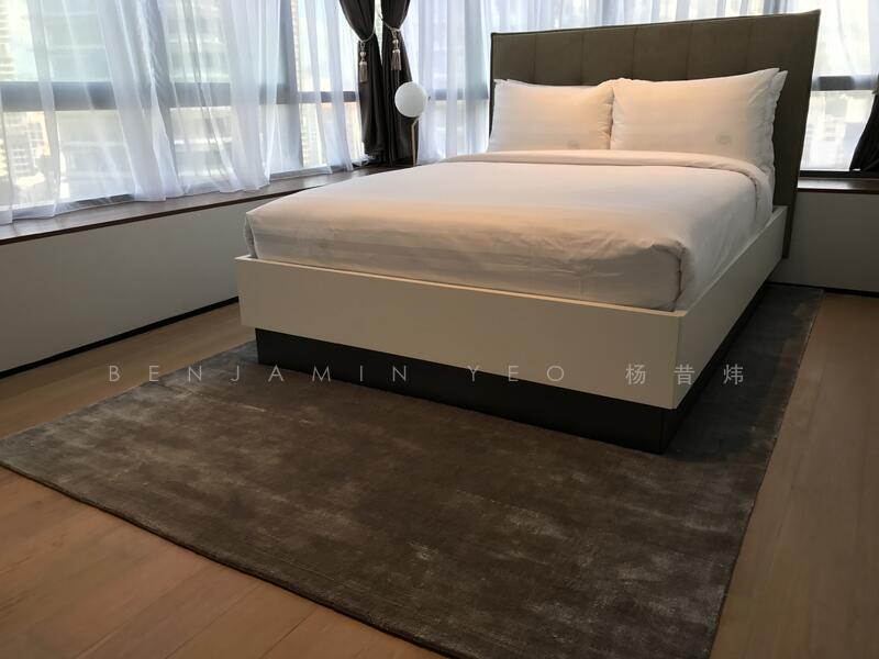 OUE Twin Peaks, 33 Leonie Hill Road, 2 Bedrooms, 1,055 sqft, Condominium For Rent, by Benjamin Yeo 杨昔炜, 500055005 - Bedroom - PropertyGuru.com.sg