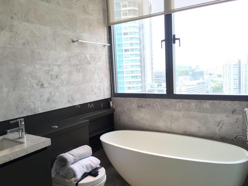 OUE Twin Peaks, 33 Leonie Hill Road, 2 Bedrooms, 1,055 sqft, Condominium For Rent, by Benjamin Yeo 杨昔炜, 500055005 - Bathroom - PropertyGuru.com.sg