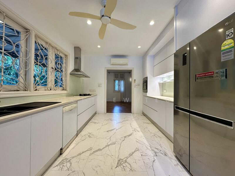 King Albert Park | Bukit Timah Road, King Albert Park | Bukit Timah Road | Beauty World | Dunearn, 6 Bedrooms, 4,300 sqft, Good Class Bungalow For Rent, by Matthew Teo, 500055013 - PropertyGuru.com.sg