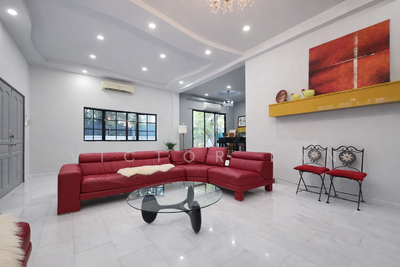 For Sale - Semi D in District 18 Seafront Resort Home