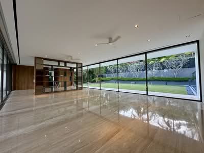 For Rent - King Albert Park