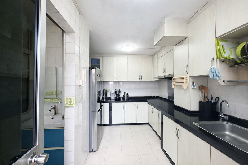 834 Hougang Central HDB Flat For Sale at S$ 1,298,888 | PropertyGuru Singapore - Kitchen