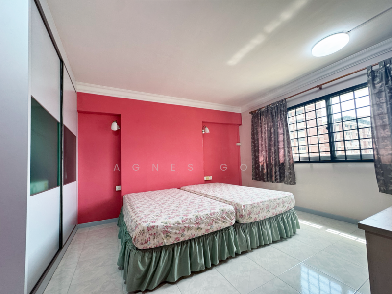 834 Hougang Central HDB Flat For Sale at S$ 1,298,888 | PropertyGuru Singapore - Bedroom