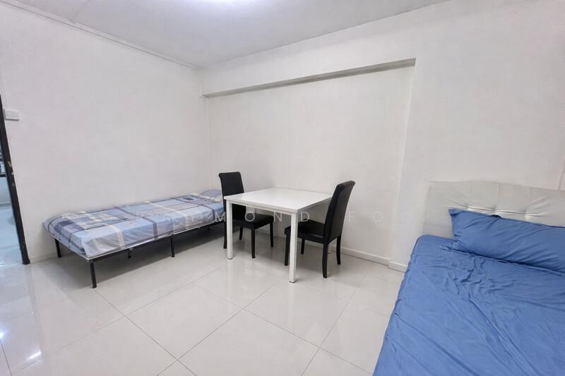 545 Ang Mo Kio Avenue 10 HDB Flat For Sale at S$ 810,000 | PropertyGuru Singapore - Bedroom