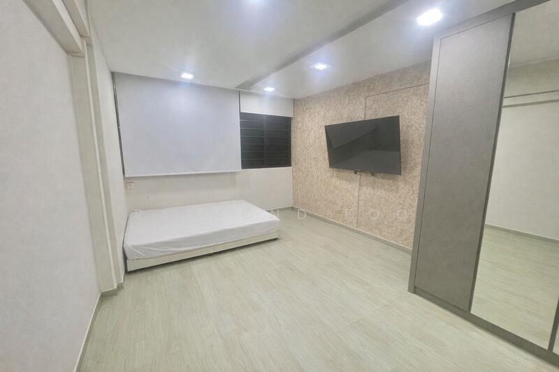 545 Ang Mo Kio Avenue 10 HDB Flat For Sale at S$ 810,000 | PropertyGuru Singapore - Bedroom