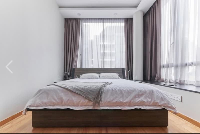One Balmoral Condominium For Sale at S$ 3,948,000 | PropertyGuru Singapore - Master Bedroom