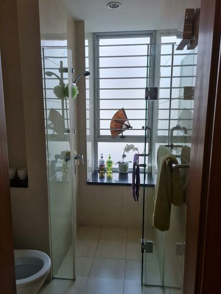 D'Marine, 521 Joo Chiat Road, 3 Bedrooms, 1,055 sqft, Condominium For Rent, by Daniel Gay, 500055071 - Bathroom - PropertyGuru.com.sg