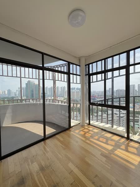 Neem Tree, 30 Jalan Kemaman, 3 Bedrooms, 1,334 sqft, Apartment For Sale, by Yao Xing, 500055075 - Balcony - PropertyGuru.com.sg