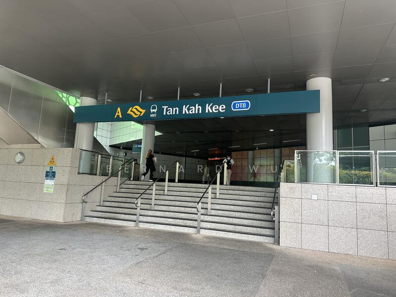 1KM Nanyang Pri. Elevated and Wide Frontage New Bungalow Bungalow House For Sale at S$ 25,700,000 | PropertyGuru Singapore