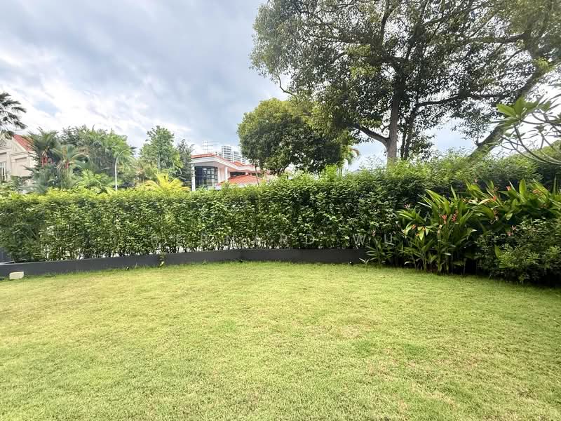 1KM Nanyang Pri. Elevated and Wide Frontage New Bungalow Bungalow House For Sale at S$ 25,700,000 | PropertyGuru Singapore - Exterior